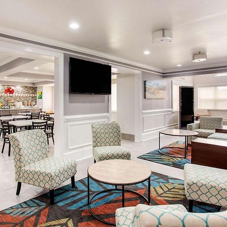 Quality Inn & Suites Myrtle Beach Near Outlets Экстерьер фото