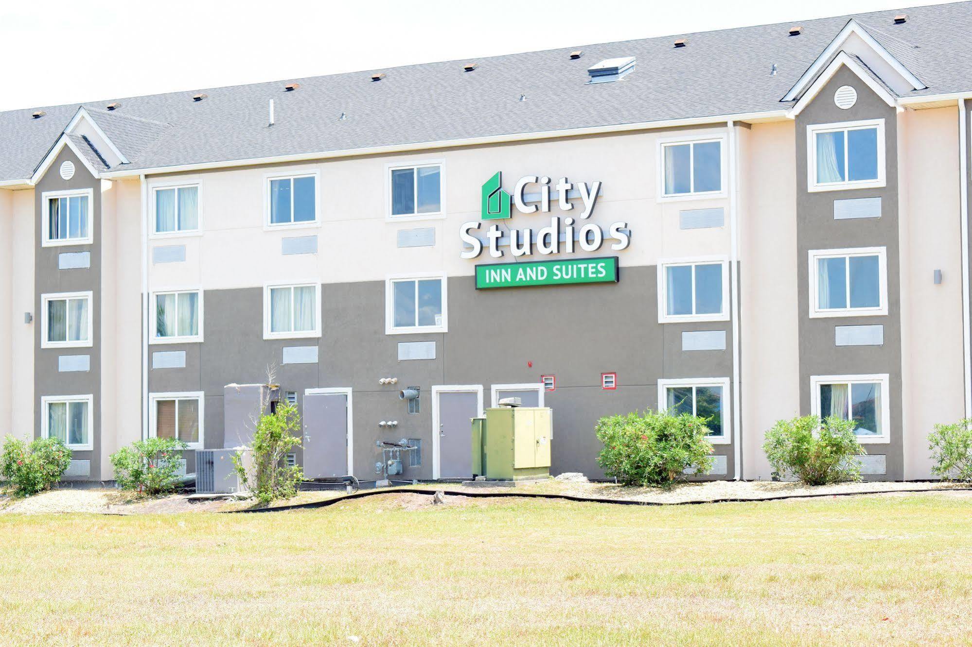 Quality Inn & Suites Myrtle Beach Near Outlets Экстерьер фото