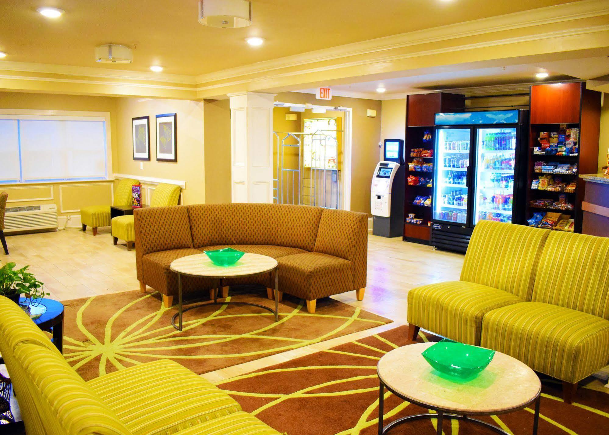 Quality Inn & Suites Myrtle Beach Near Outlets Экстерьер фото