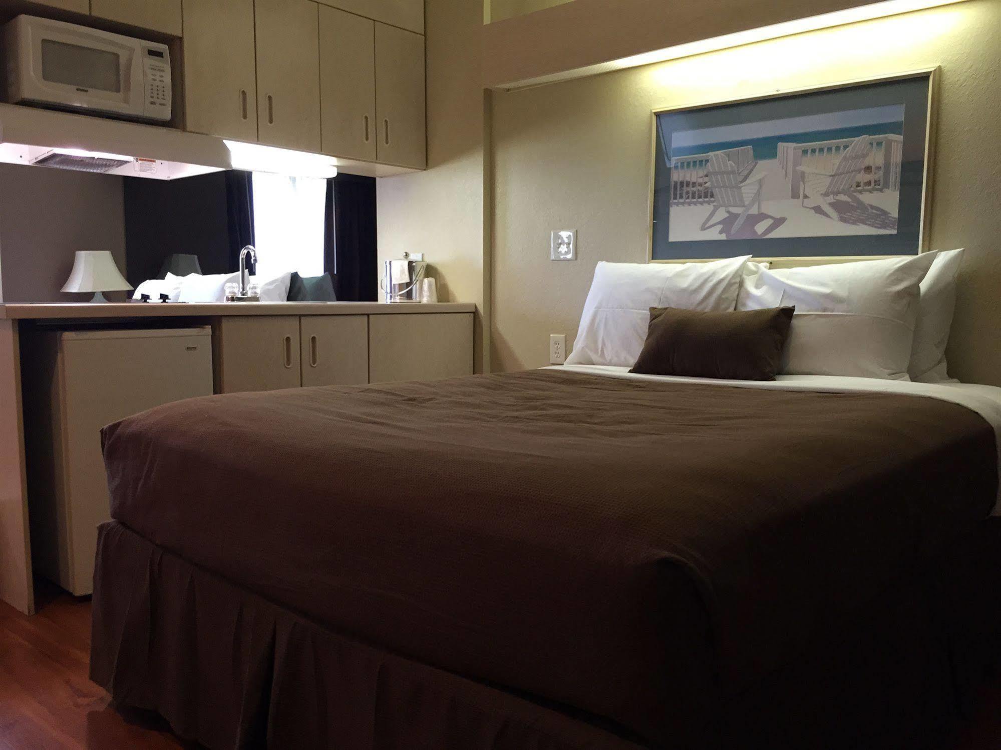 Quality Inn & Suites Myrtle Beach Near Outlets Экстерьер фото