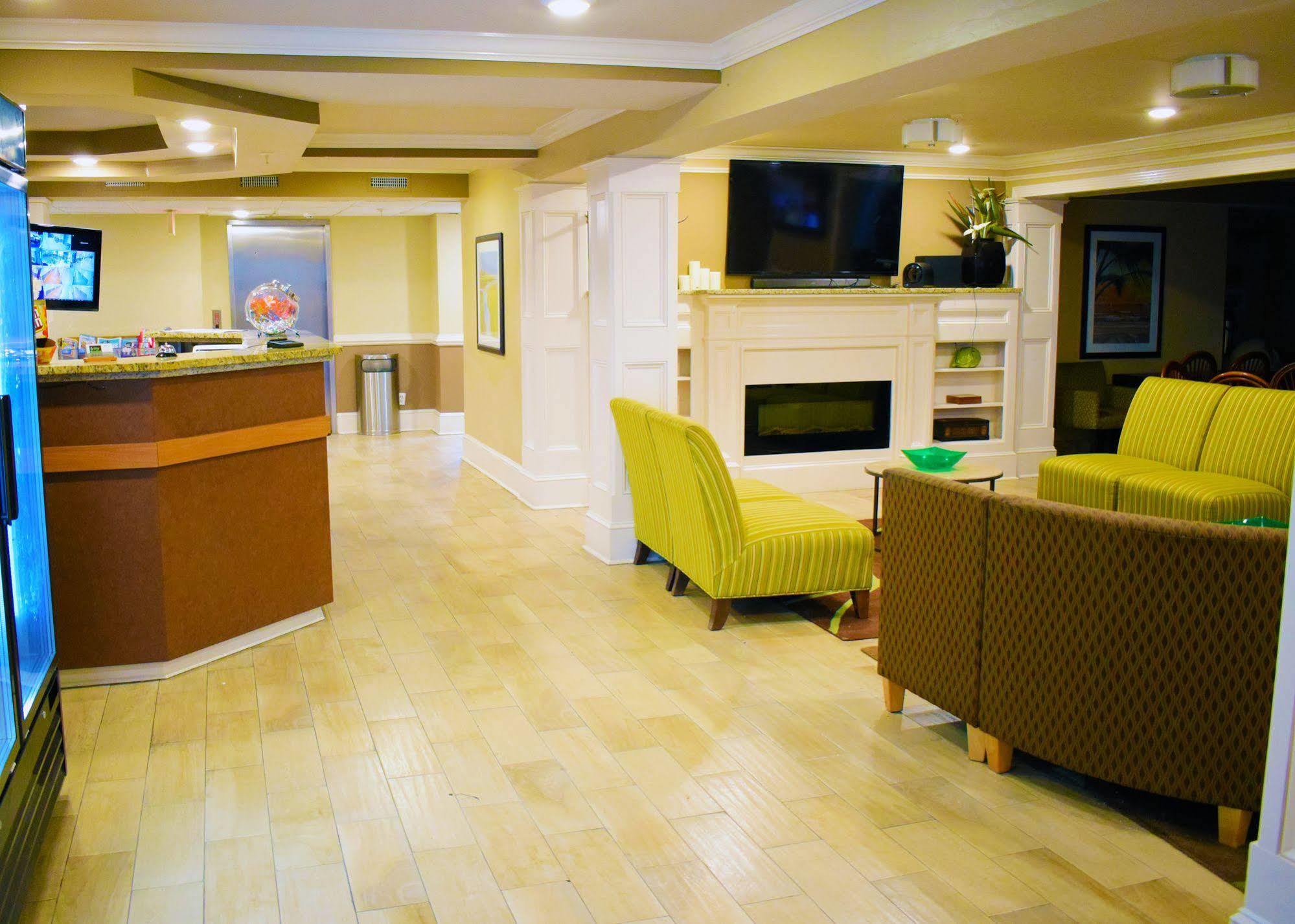 Quality Inn & Suites Myrtle Beach Near Outlets Экстерьер фото