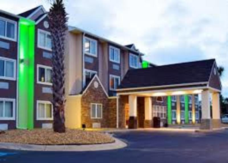 Quality Inn & Suites Myrtle Beach Near Outlets Экстерьер фото
